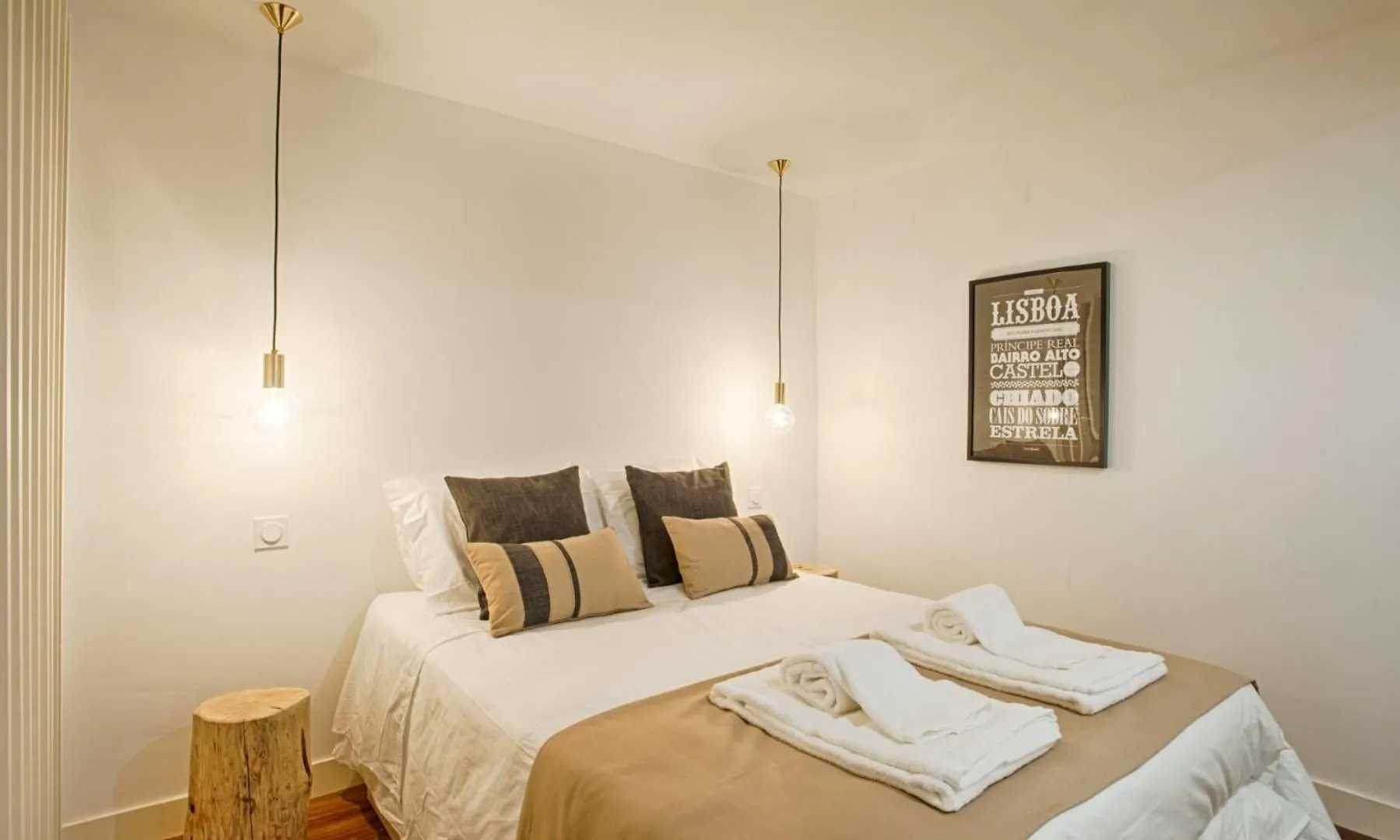 Bmyguest - Lisbon Inner Bairro Alto 0*,  Portugal