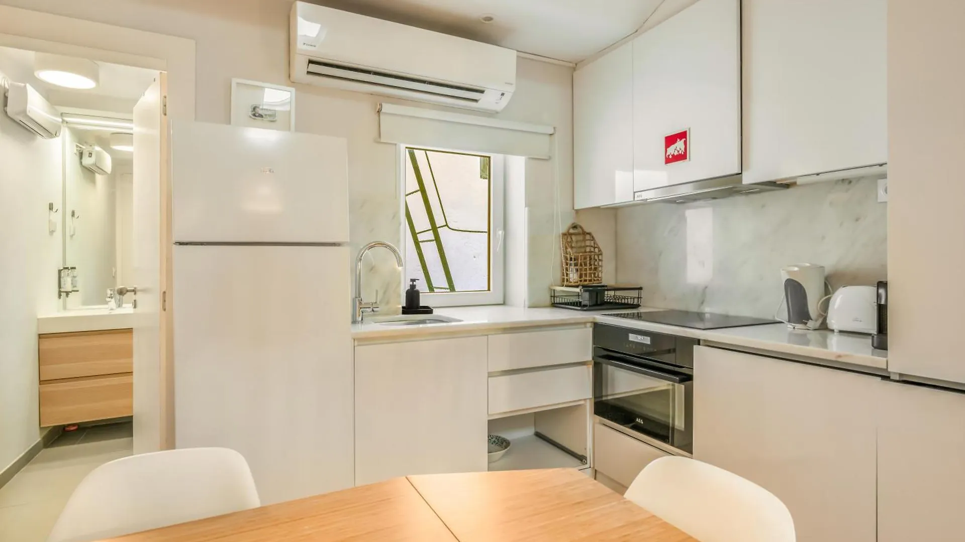 Apartment Bmyguest - Lisbon Inner Bairro Alto