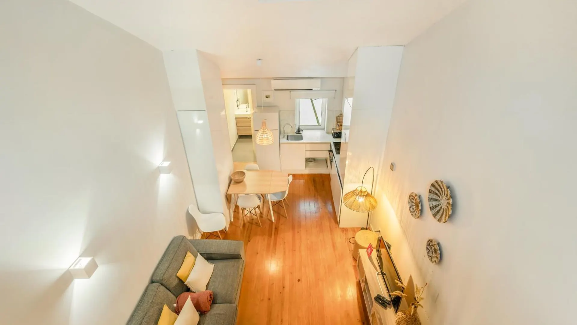 Bmyguest - Lisbon Inner Bairro Alto location