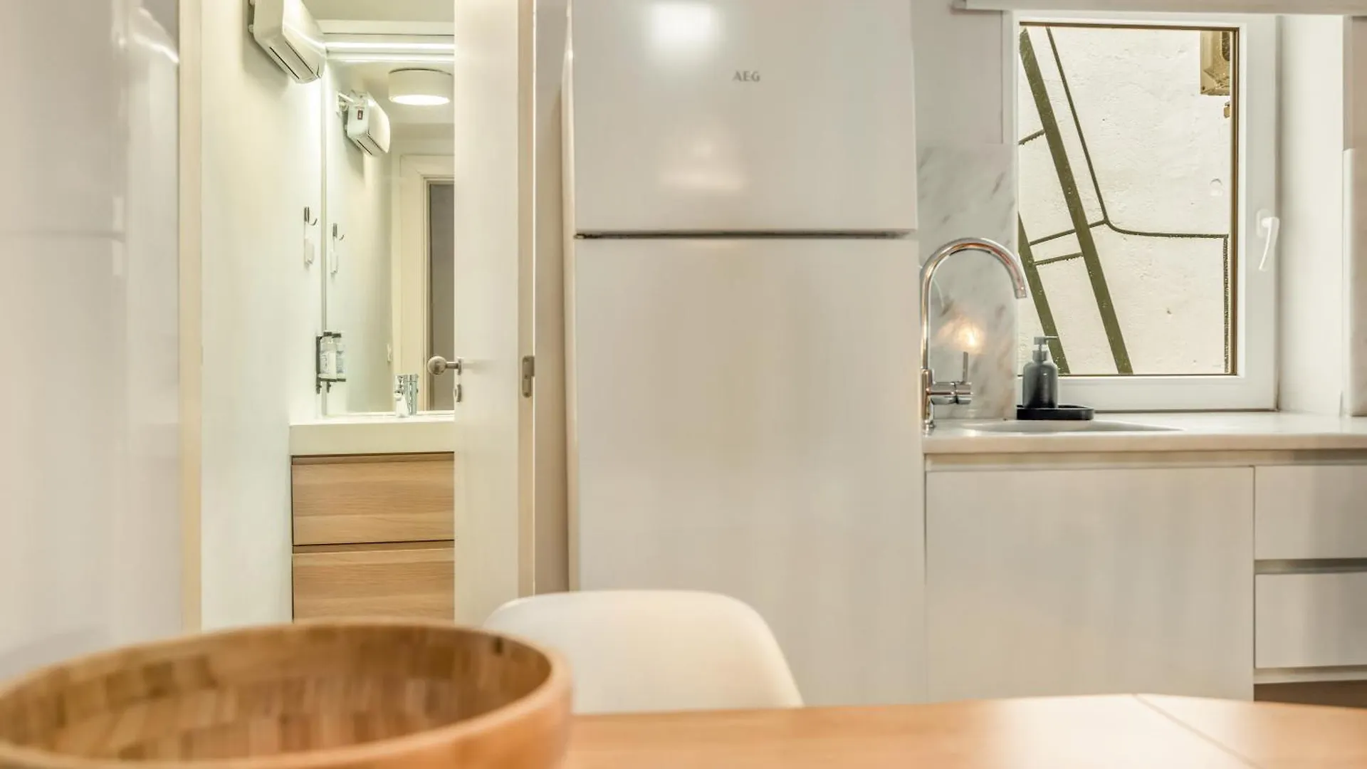 Bmyguest - Lisbon Inner Bairro Alto Apartment