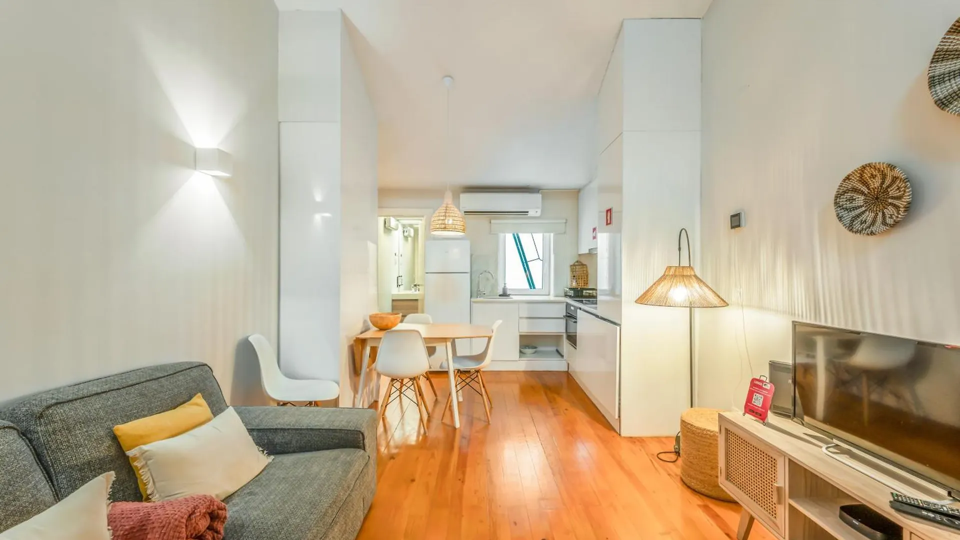 Bmyguest - Lisbon Inner Bairro Alto Apartment