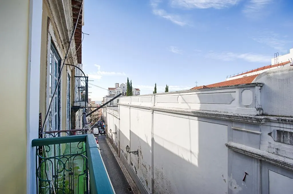 Bmyguest - Lisbon Inner Bairro Alto 0*,  Portogallo